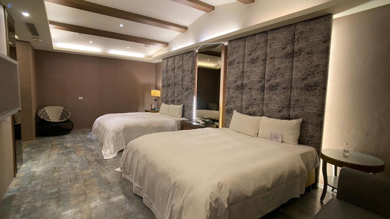 Holly Wood Motel Pitou Esterno foto