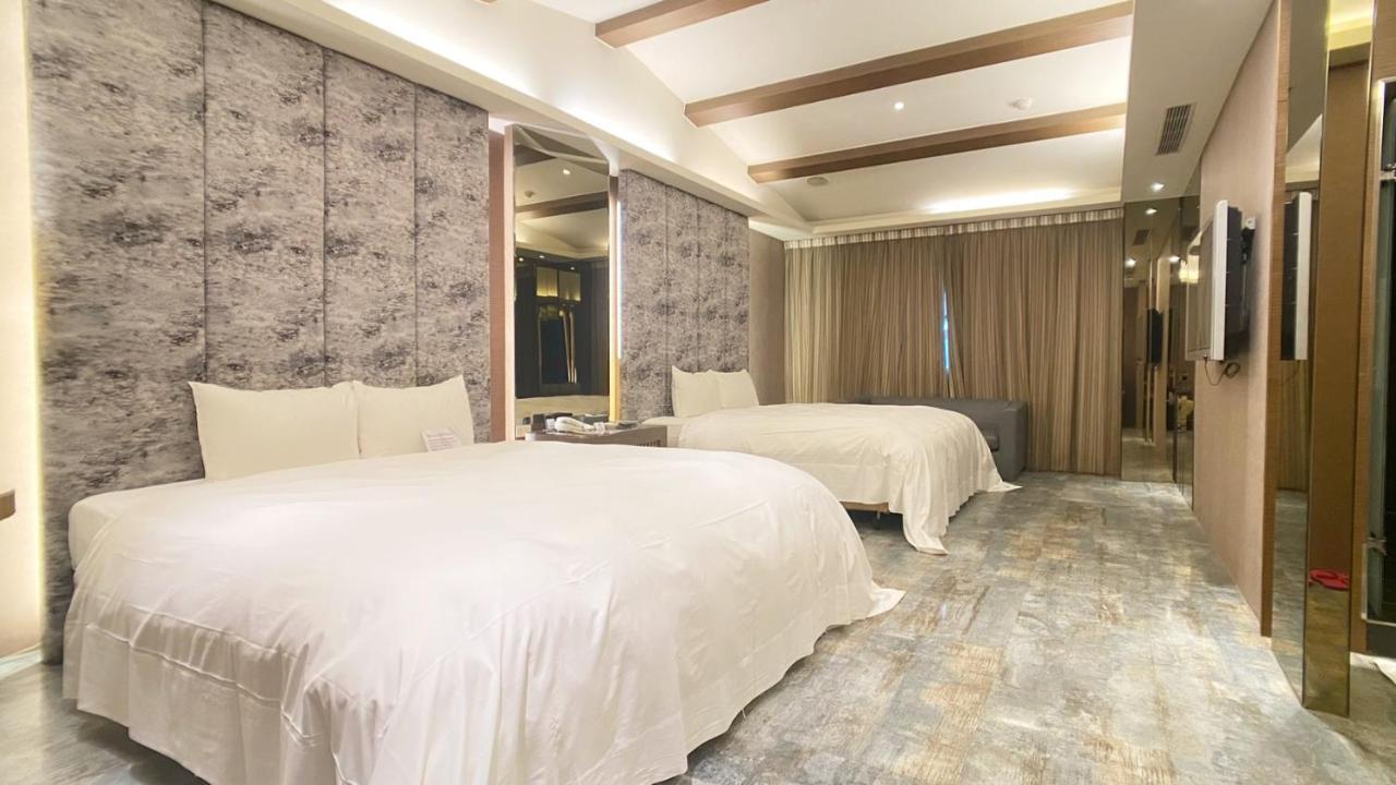 Holly Wood Motel Pitou Esterno foto
