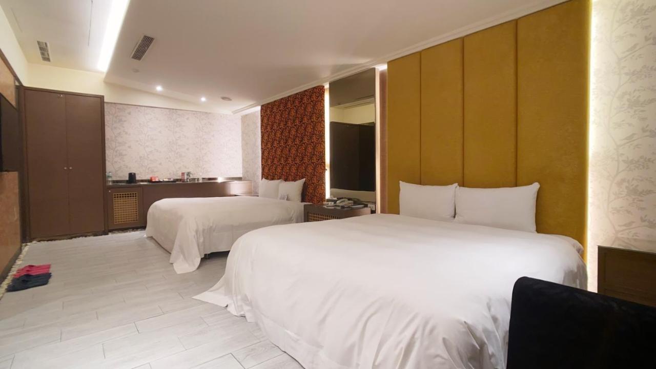 Holly Wood Motel Pitou Esterno foto
