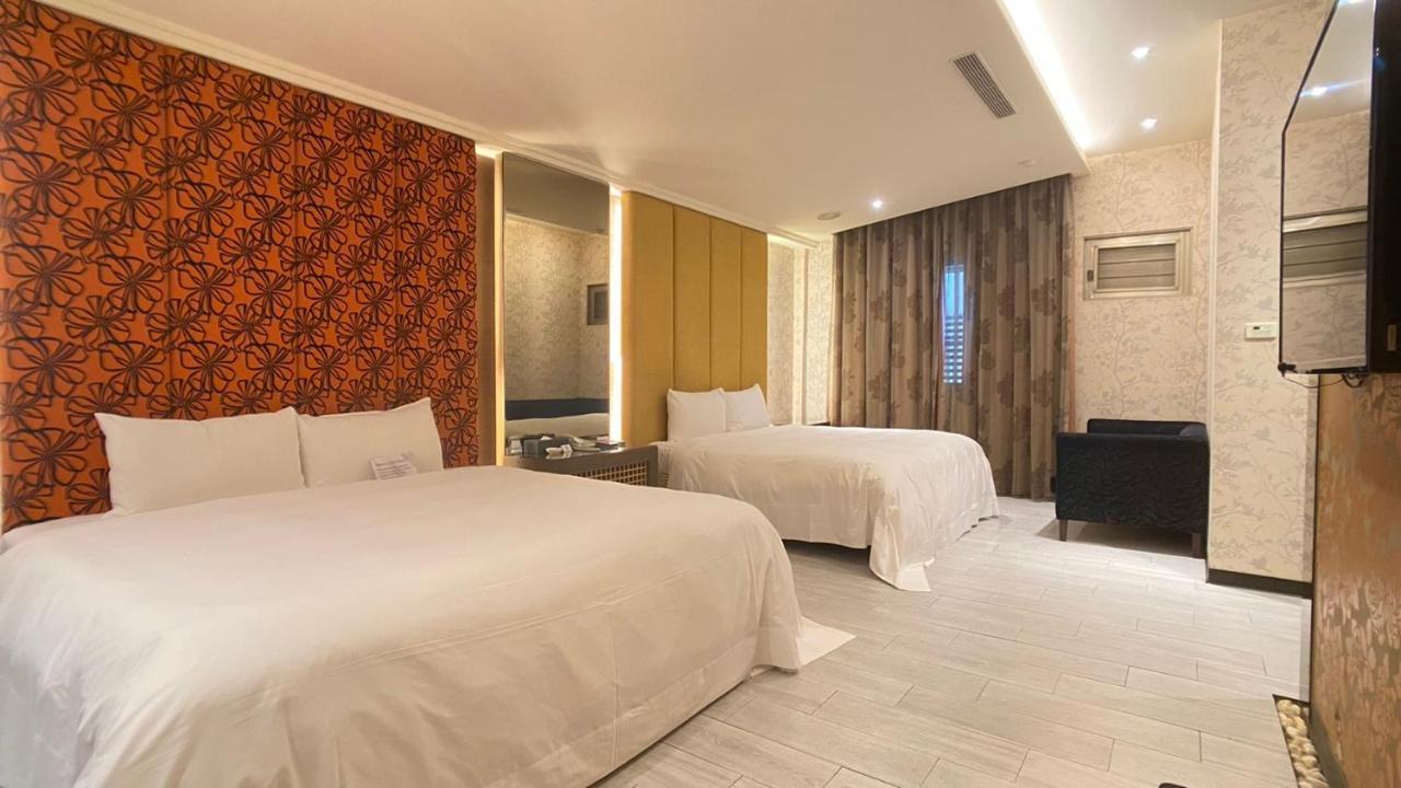 Holly Wood Motel Pitou Esterno foto